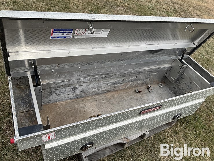 pickup-toolboxes-&-rubber-bed-mat-image-10