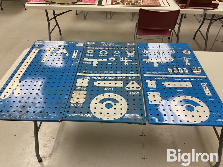 ford-tractor-image-2