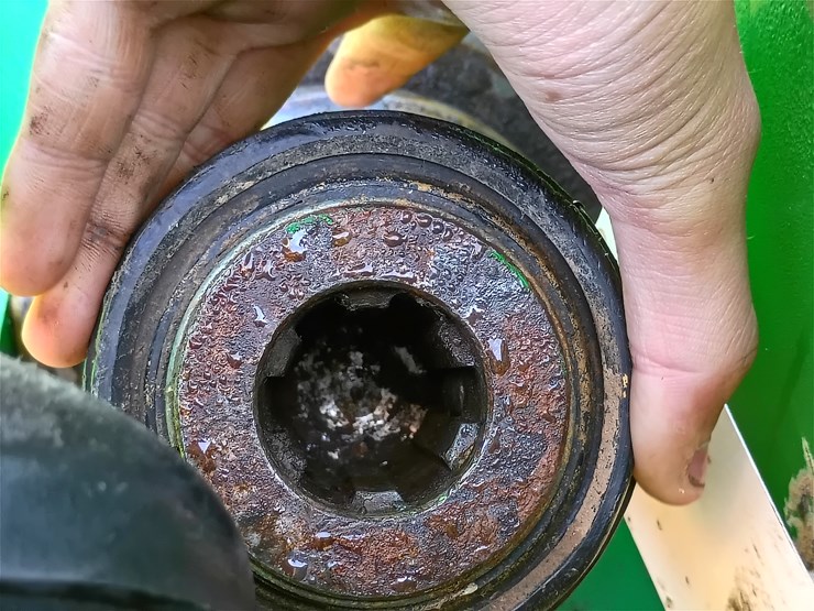 2021-john-deere-m15-image-14