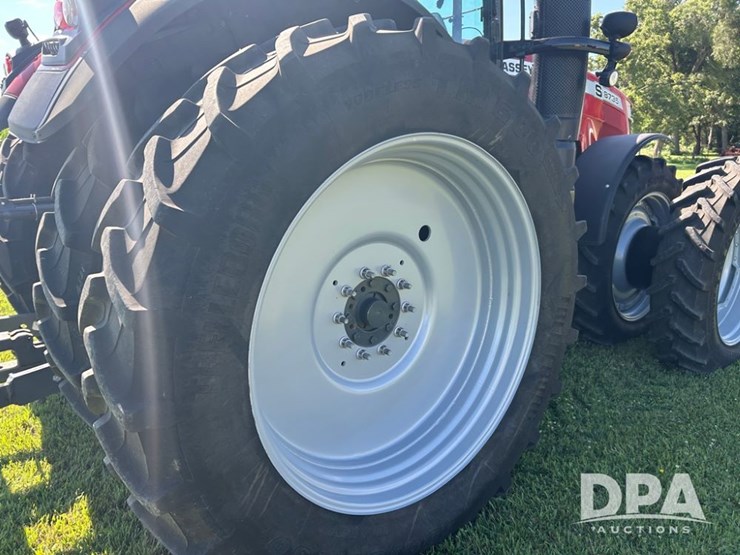 2022-massey-ferguson-8735s-image-26