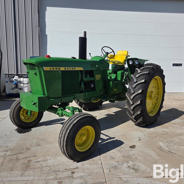 1972 JOHN DEERE 3020