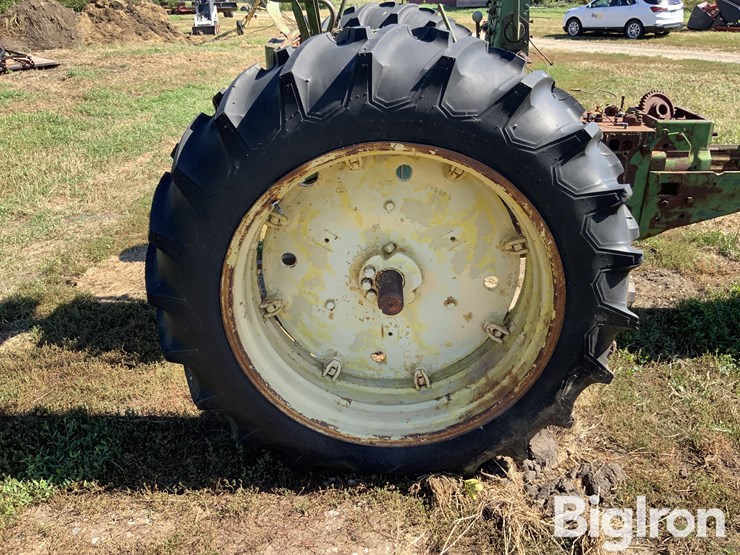 1956-john-deere-720-image-19