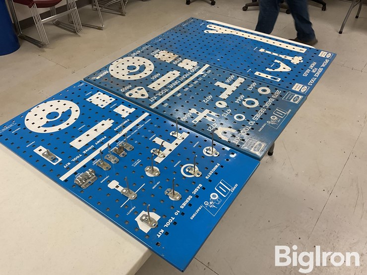 ford-tractor-image-7