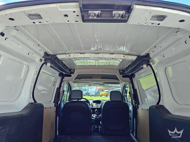 2015-ford-transit-connect-image-16