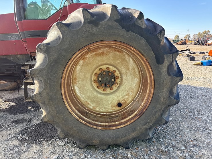 case-ih-7150-image-13