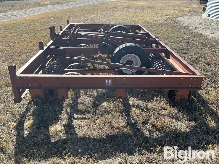 international-315-image-8