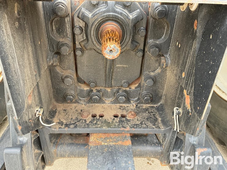 2009-new-holland-t8020-image-10