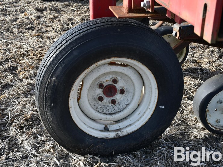 international-183-image-18