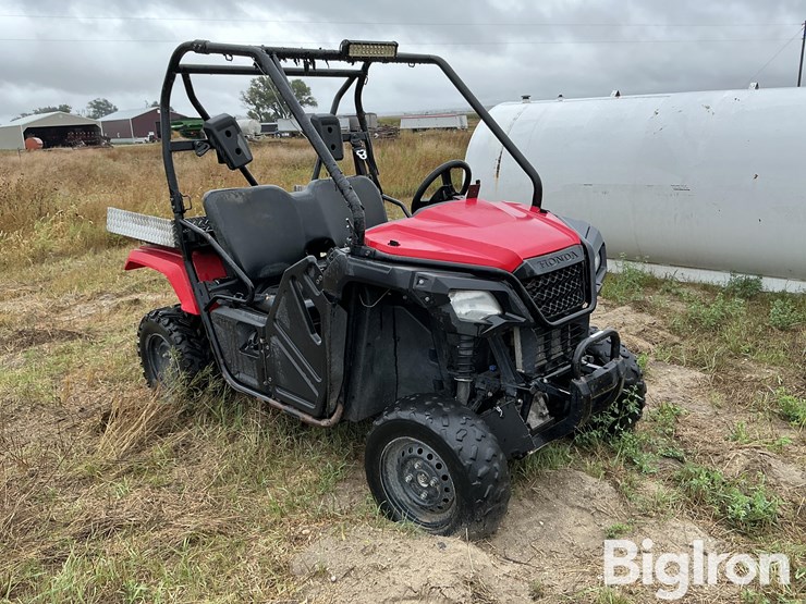 2015-pioneer-4x4-image-3