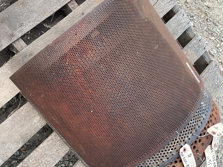 new-holland-352-image-7