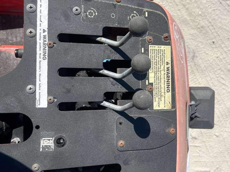 2017-jacobsen-3551-hours-image-15