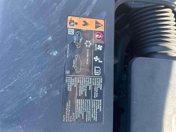 2018-chevrolet-tahoe-image-10