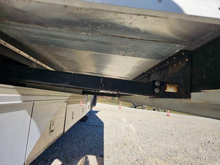 #22198-•-2007-georgie-boy-landau-motorhome-image-107