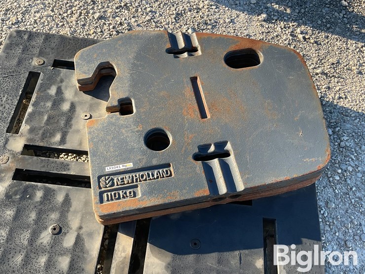 new-holland-70-image-8