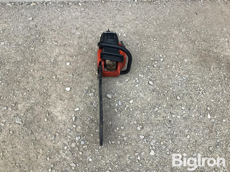 makita-chainsaw-image-2