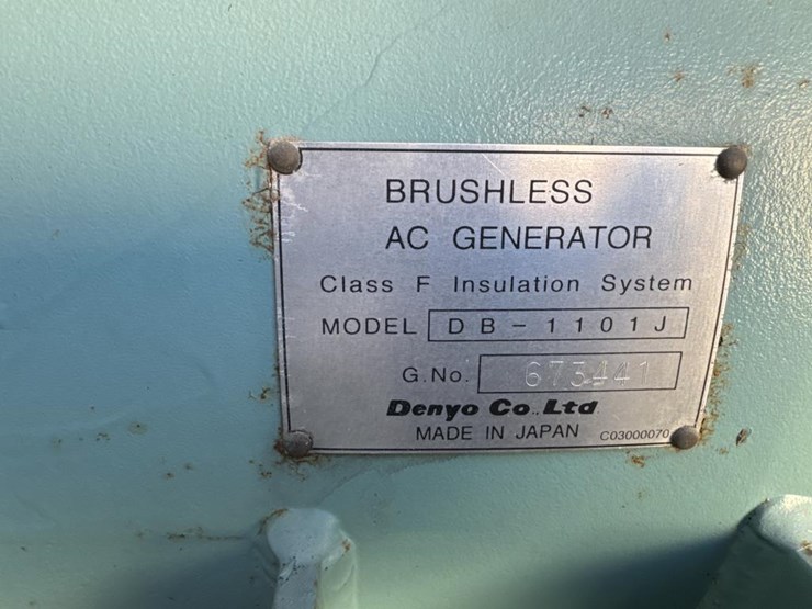 #1472-•-whisperwatt-dca-100ssvu-towable-generator-image-27