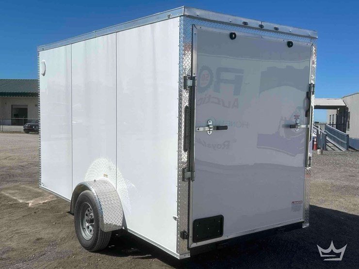 2025-j-&amp;-c-suppliers-enclosed-trailer-image-4