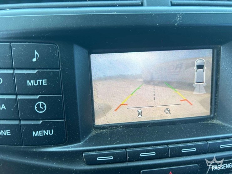 2017-ford-explorer-image-17