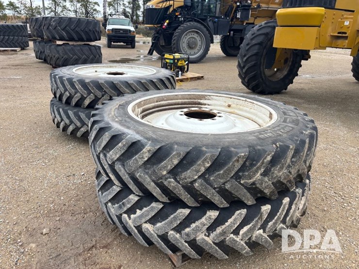 row-crop-tires-(dr12556)-image-3