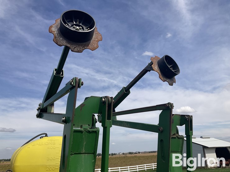 2009-john-deere-1770nt-image-14