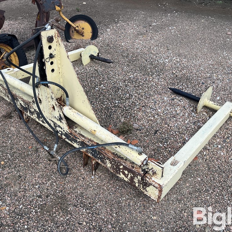 Vermeer 3-PT Bale Unroller