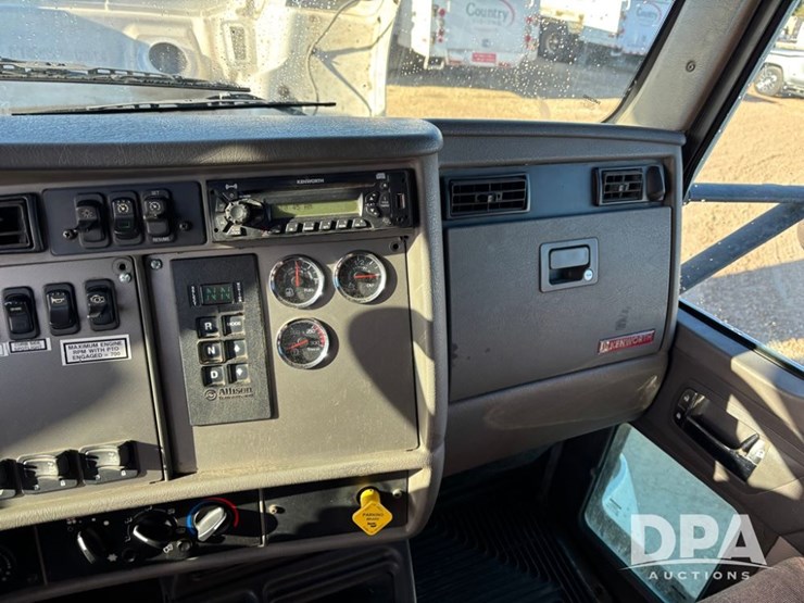 2013-unit-70-image-71