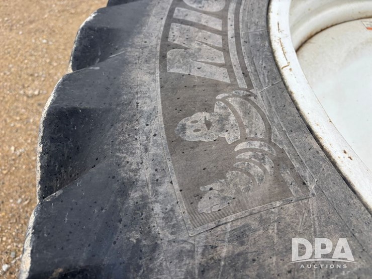 row-crop-tires-(dr12556)-image-9