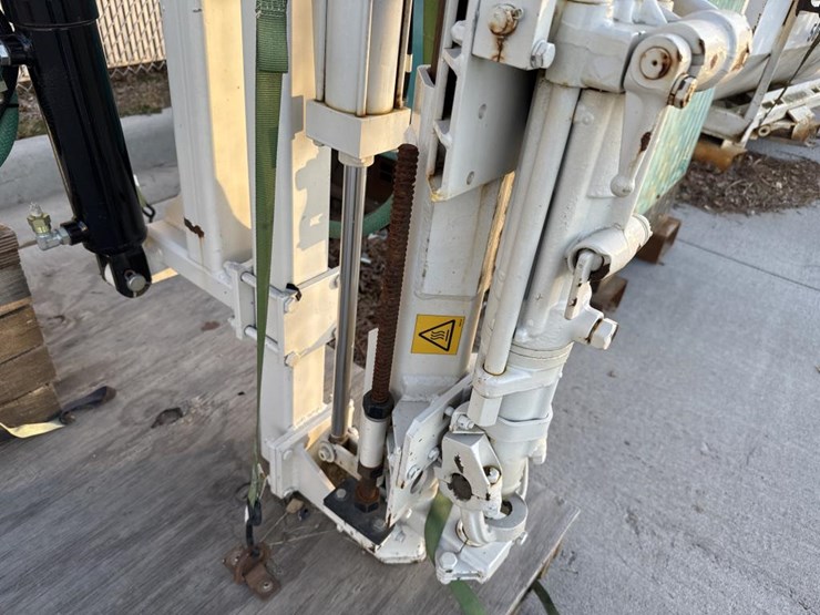 #4296-•-post-pounder-attachment-image-10