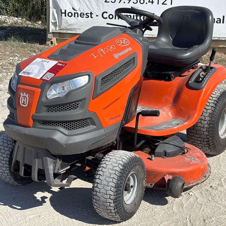 Husqvarna 46in Riding mower