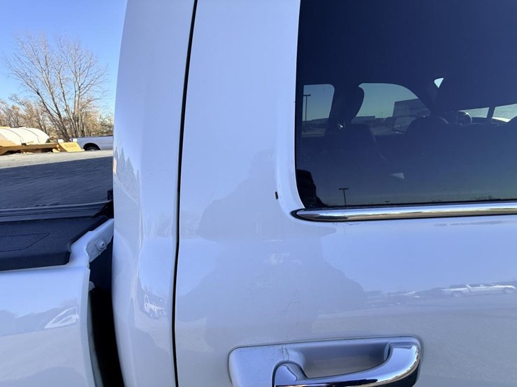 2016-dodge-1500-image-15