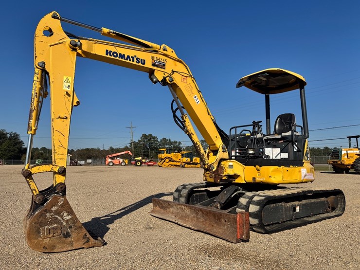 2014-komatsu-pc45-image-2