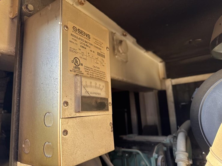 #1472-•-whisperwatt-dca-100ssvu-towable-generator-image-48