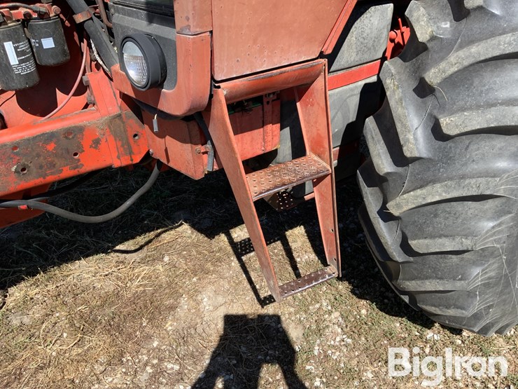 1977-international-1086-image-16