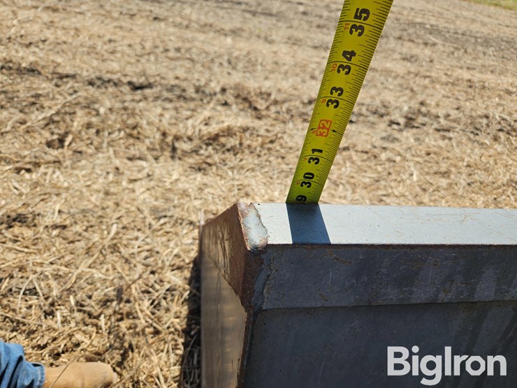 8'-loader-bucket-w/-skid-steer-mounting-plate-or-westendorf-loader-mounts-image-14