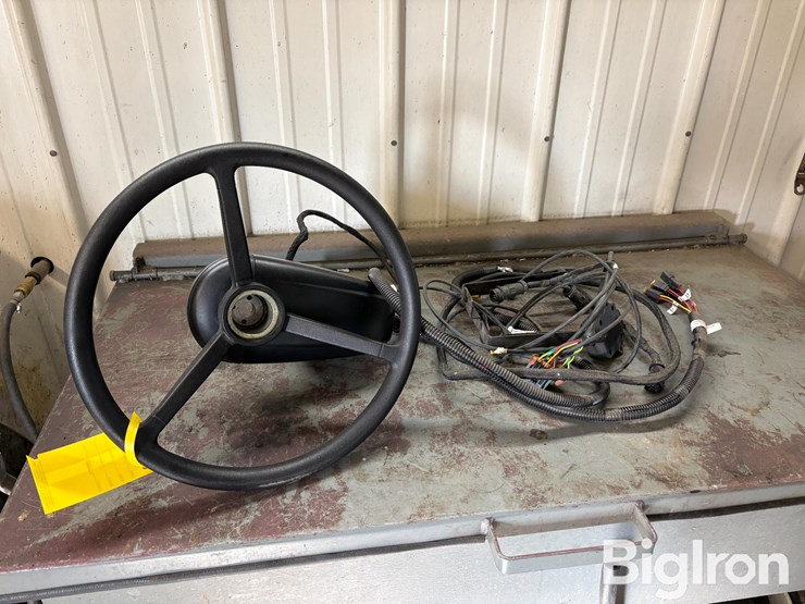 john-deere-200-image-1