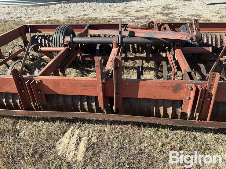 international-315-image-9