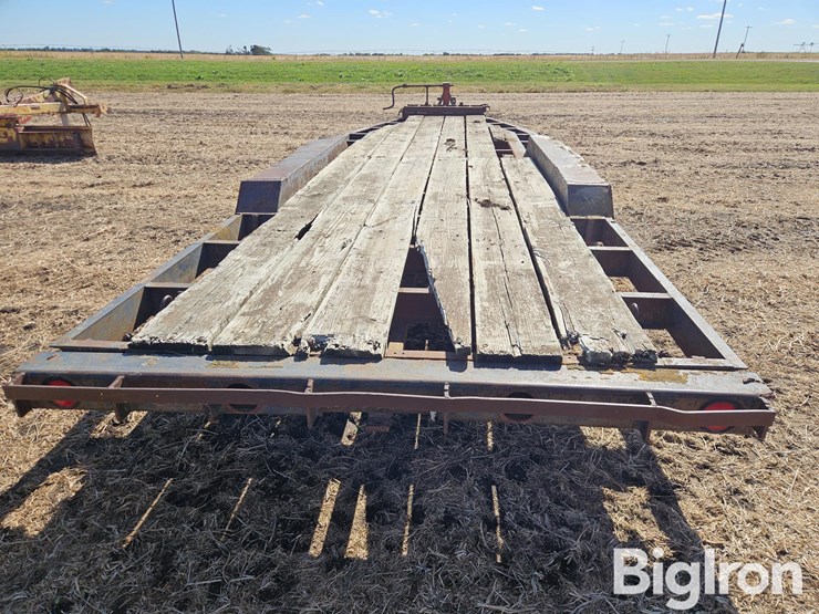 19'-tri/-axle-flatbed-trailer-image-6