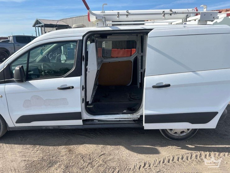 2016-ford-transit-connect-image-19