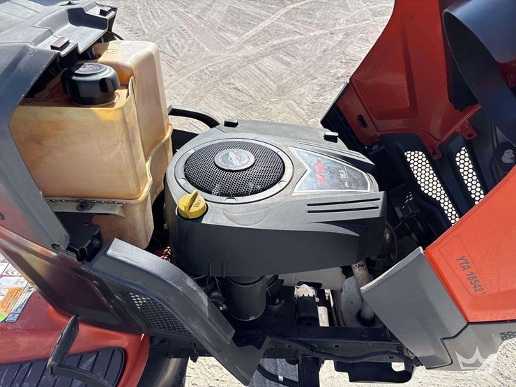 husqvarna-42in-riding-mower-image-12