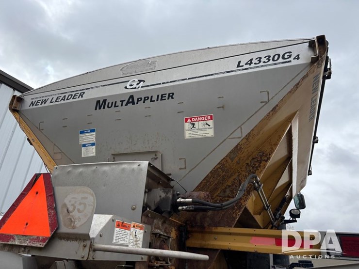 2015-ag-chem-rg1300b-image-46