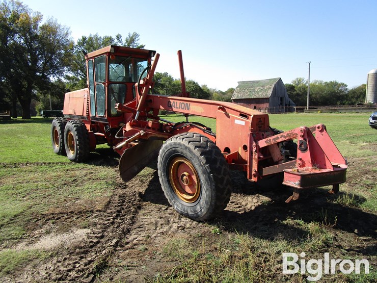 1981-galion-830-image-3