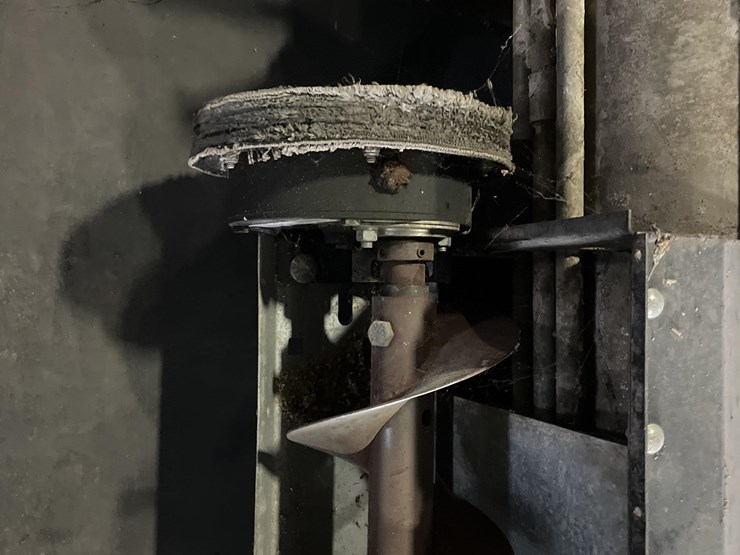 neco-grain-bin-power-sweep-floor-auger-image-20