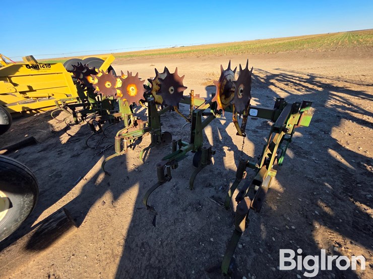 john-deere-825-image-5