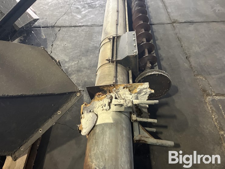 neco-grain-bin-power-sweep-floor-auger-image-9