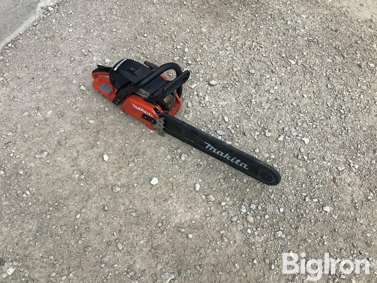 makita-chainsaw-image-3