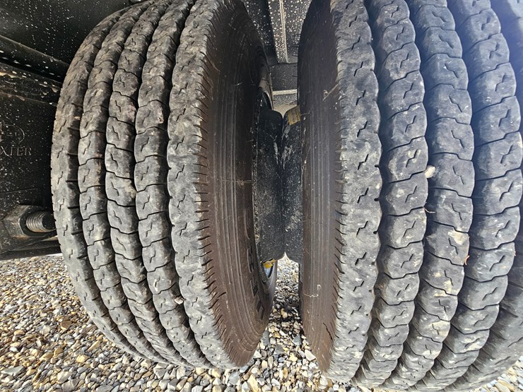 #22762-•-2025-ez-haul-32'-flatbed-trailer-image-44