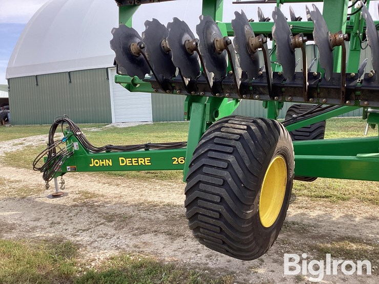 2019-john-deere-2680h-image-13