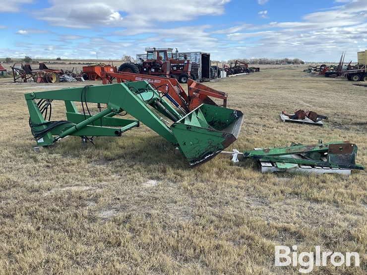 john-deere-4320-image-4