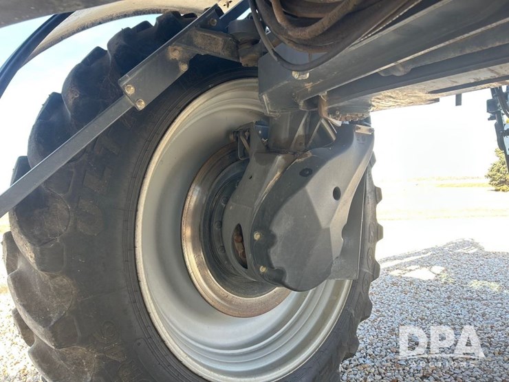 2016-ag-chem-rg1100b-image-65