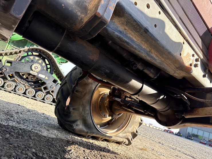 case-ih-7150-image-28